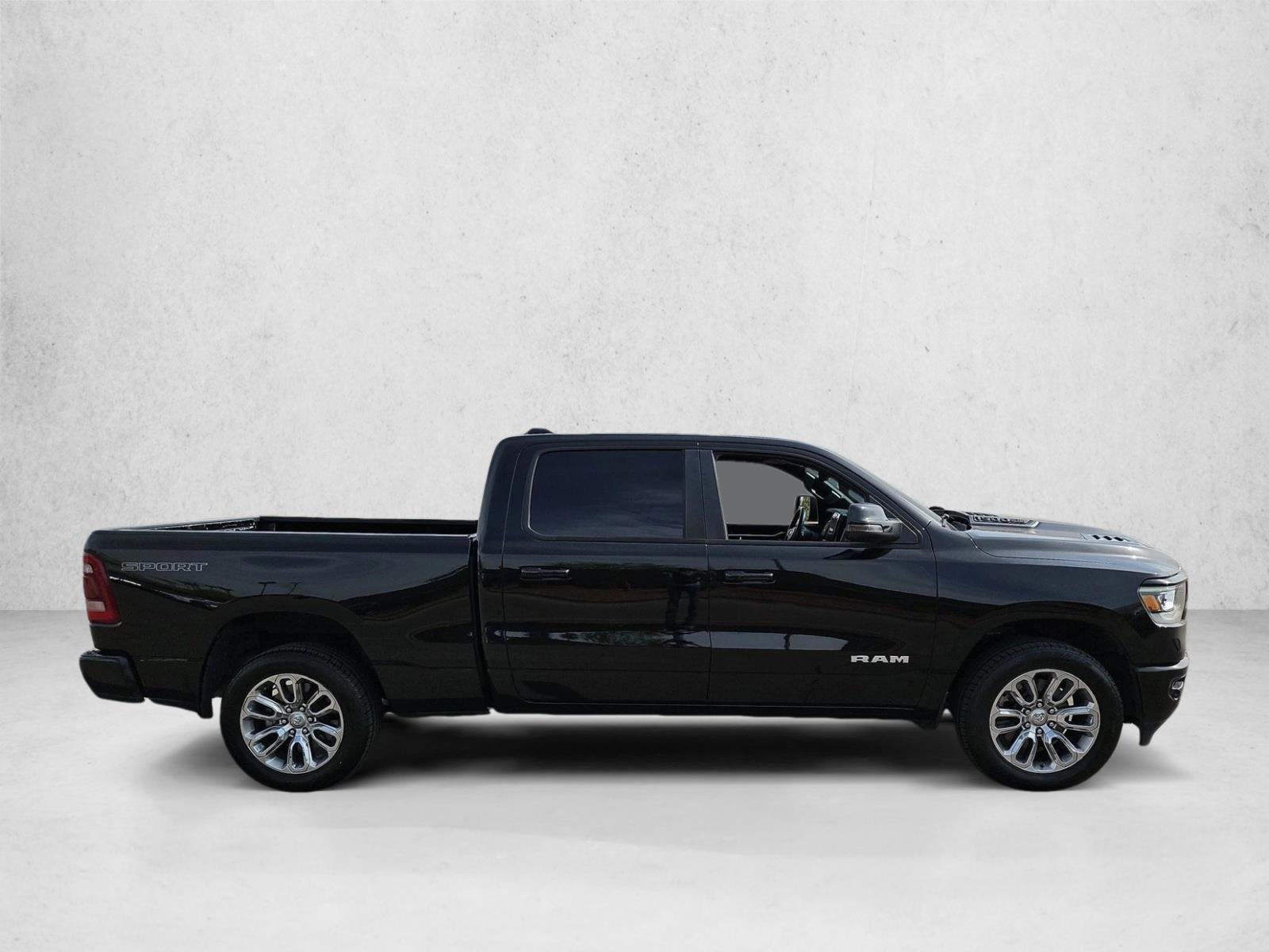 2023 RAM 1500 Laramie Crew Cab 4x4 6'4" Box