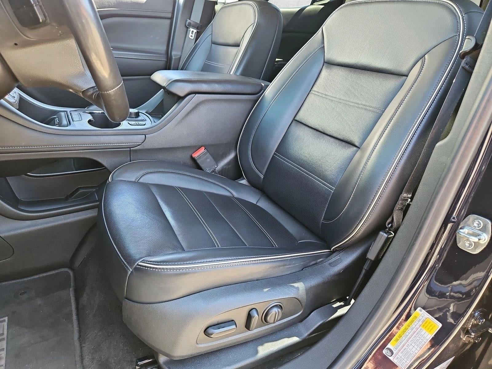2022 GMC Acadia Denali
