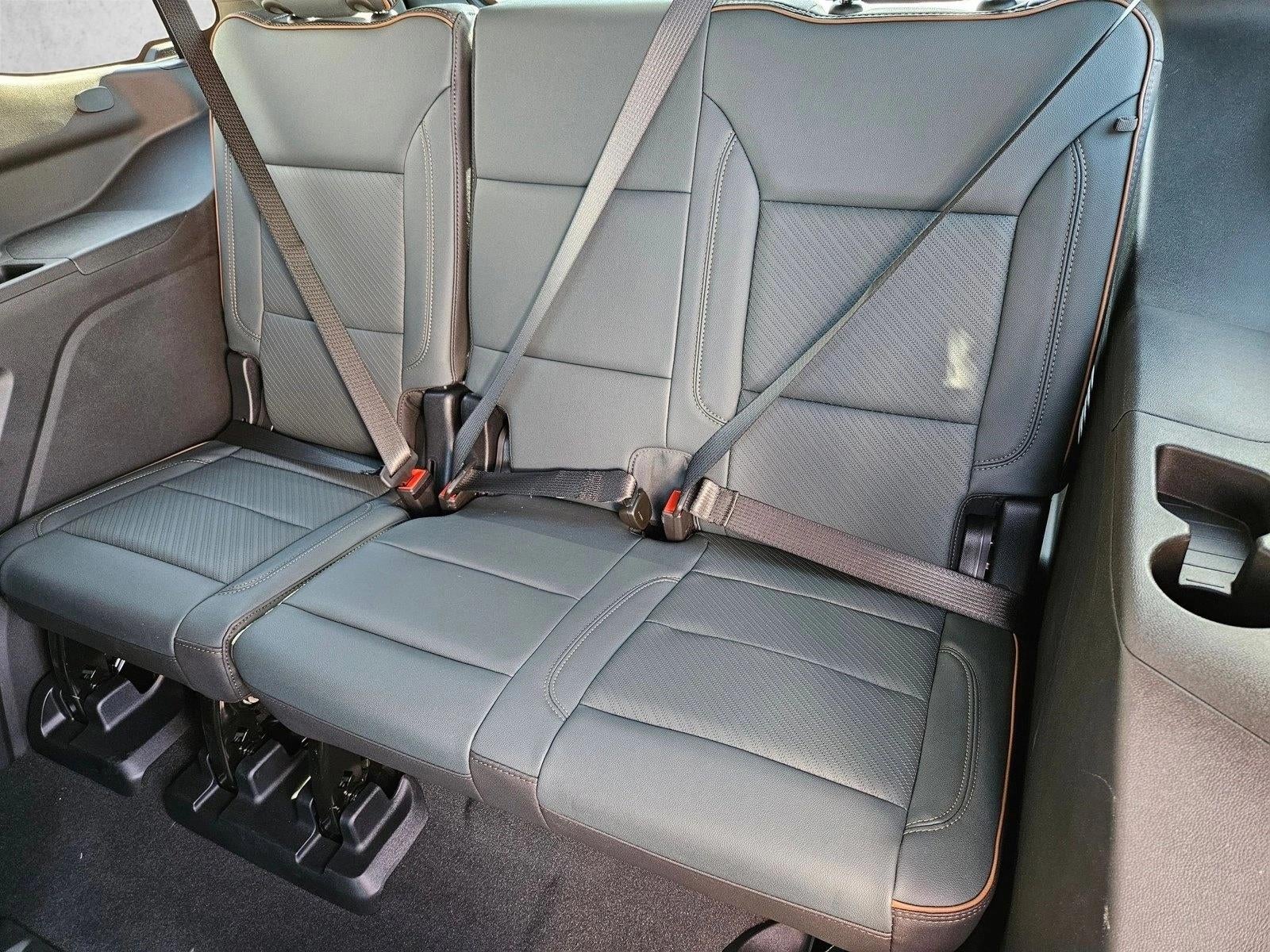 2025 GMC Yukon AT4