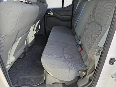 2021 Nissan Frontier Crew Cab SV 4x2