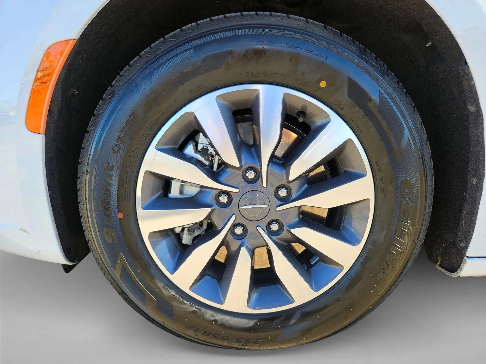 2024 Chrysler Pacifica Hybrid Select