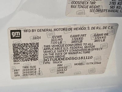 2025 GMC Sierra 1500 SLT