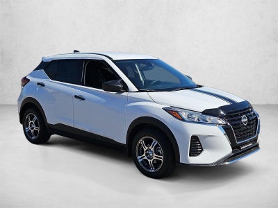 2024 Nissan Kicks S Xtronic CVT