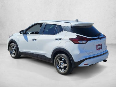 2024 Nissan Kicks S Xtronic CVT