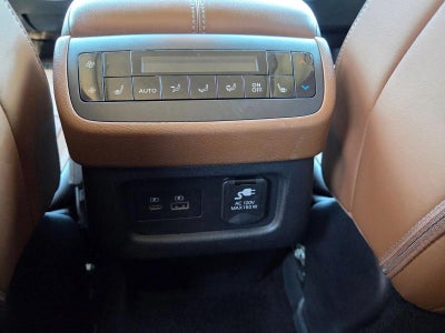 2024 Nissan Pathfinder Platinum 4WD