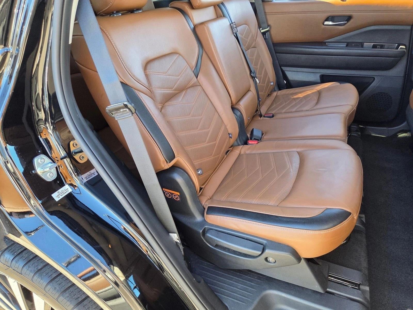 2024 Nissan Pathfinder Platinum 4WD
