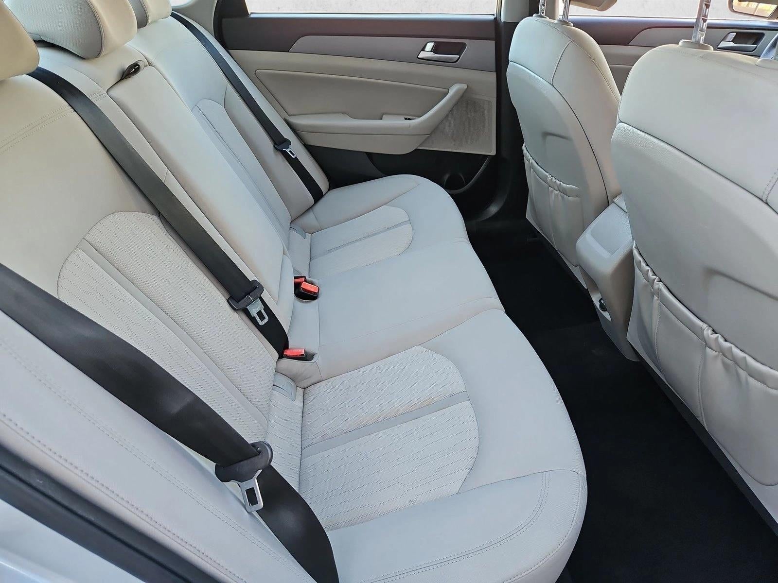 2017 Hyundai Sonata Hybrid SE
