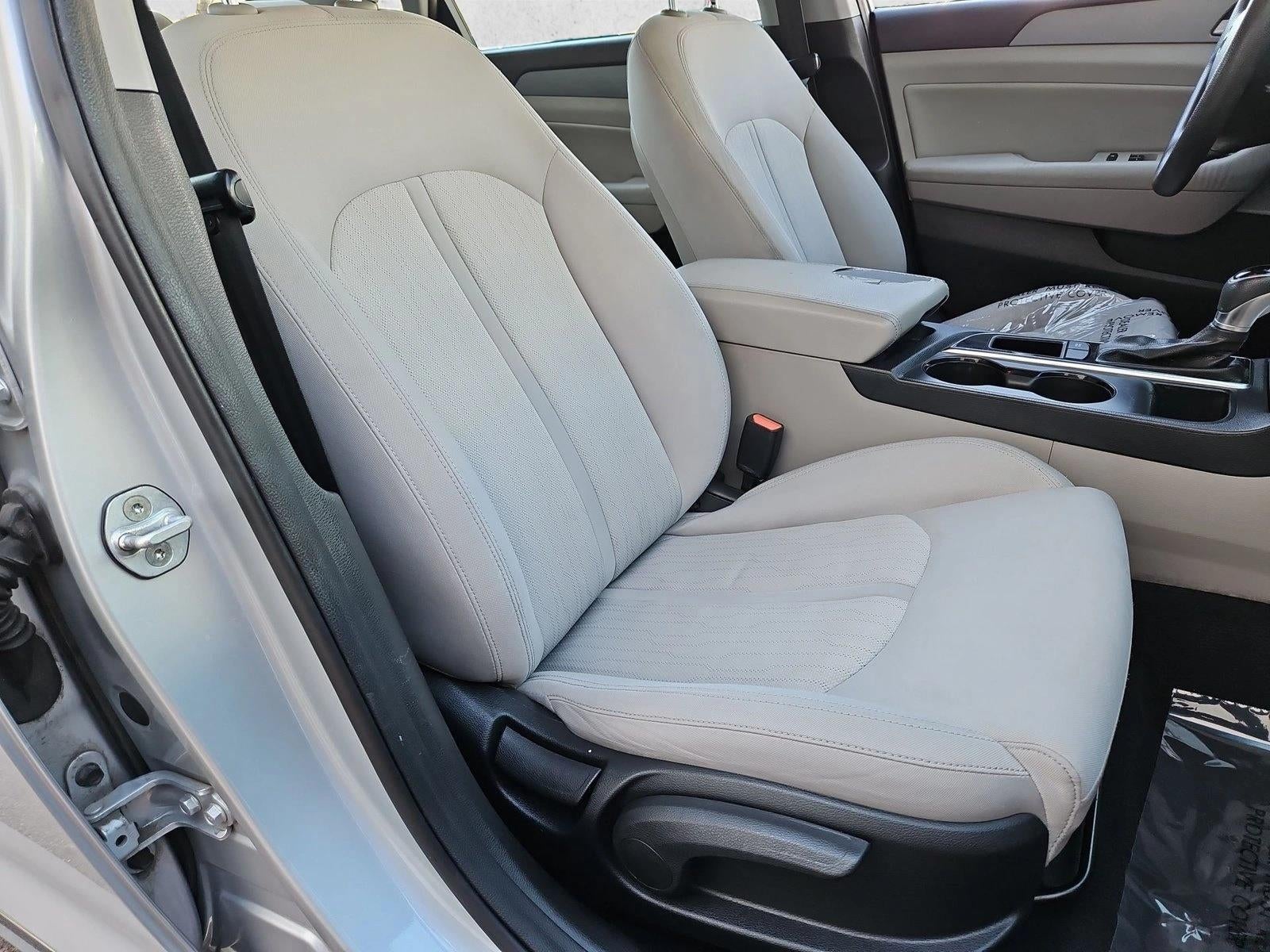 2017 Hyundai Sonata Hybrid SE