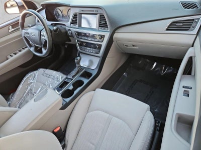 2017 Hyundai Sonata Hybrid SE