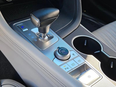 2022 Genesis G70 2.0T RWD