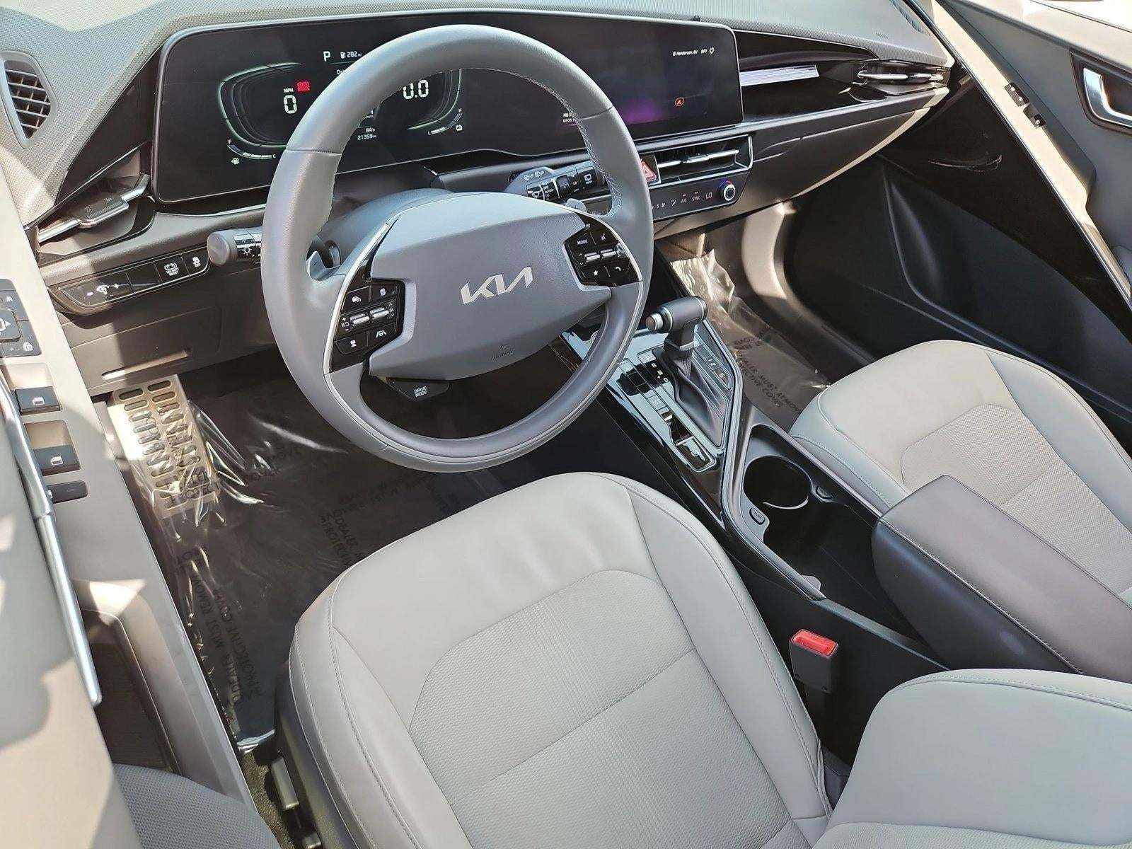 2024 Kia Niro EX Touring