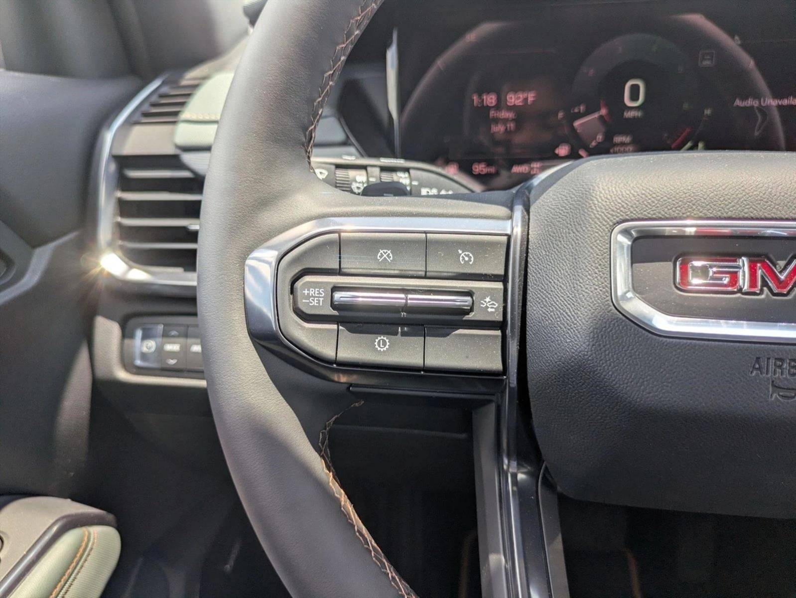 2025 GMC Acadia AT4