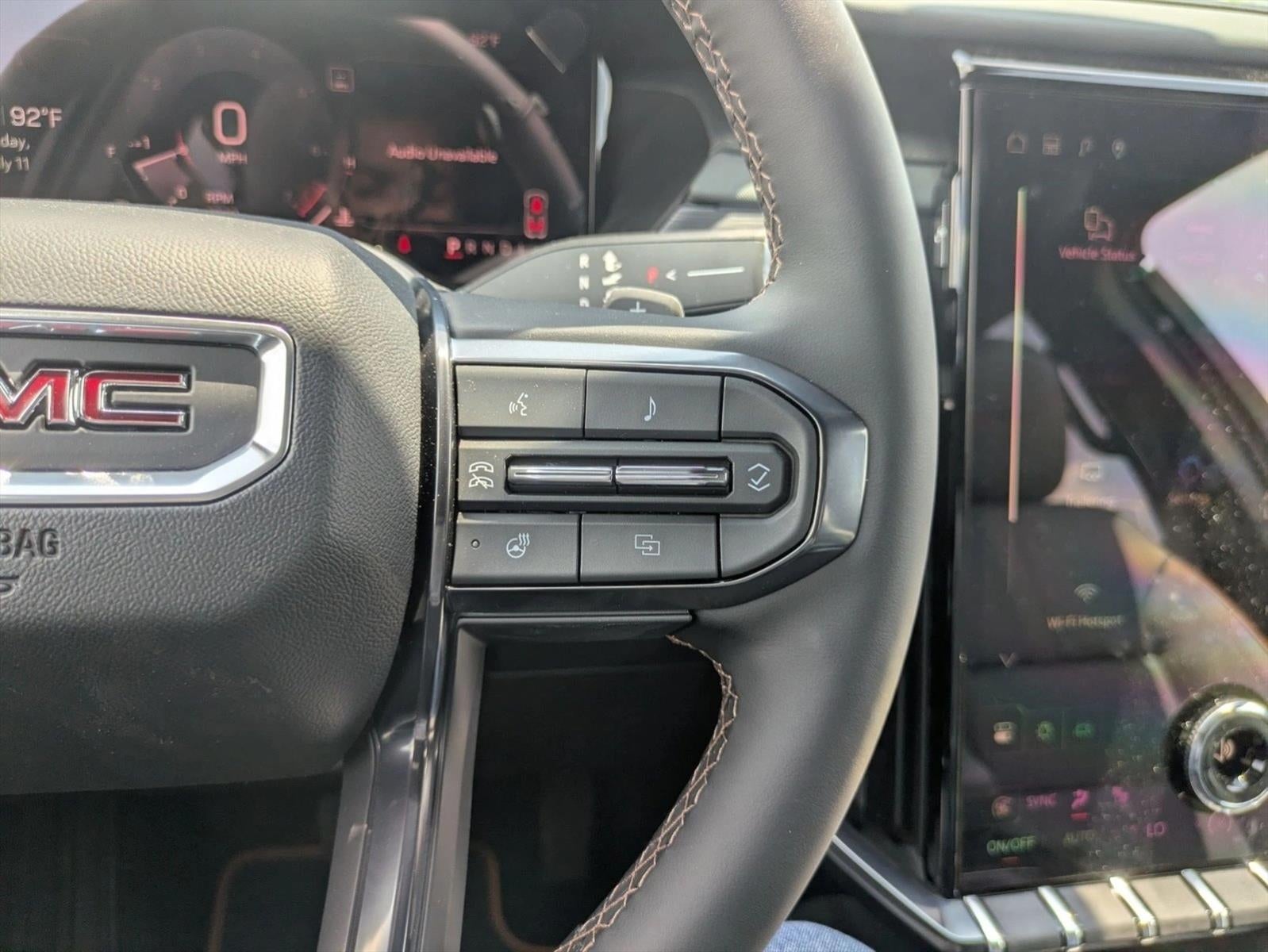 2025 GMC Acadia AT4
