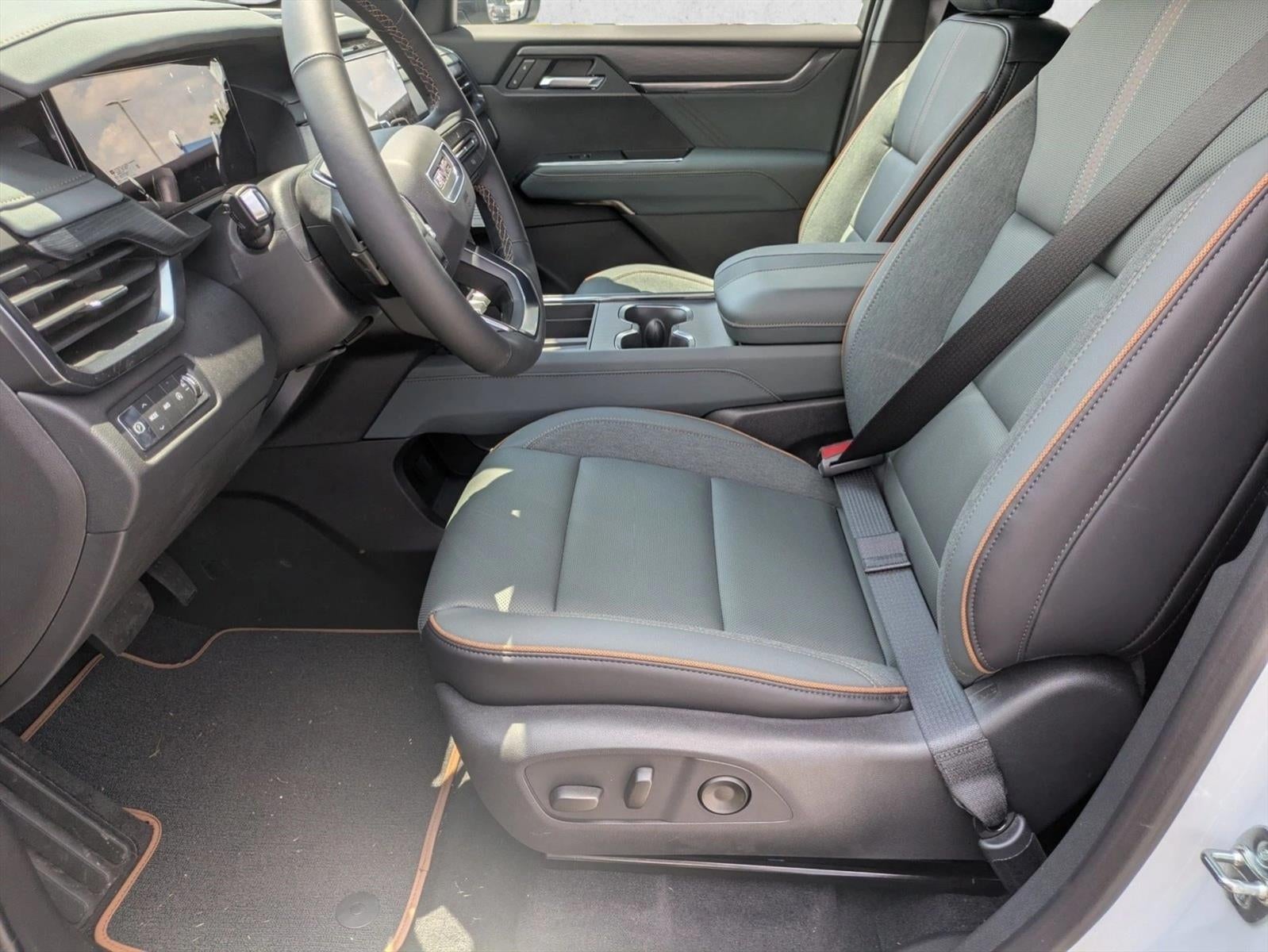 2025 GMC Acadia AT4