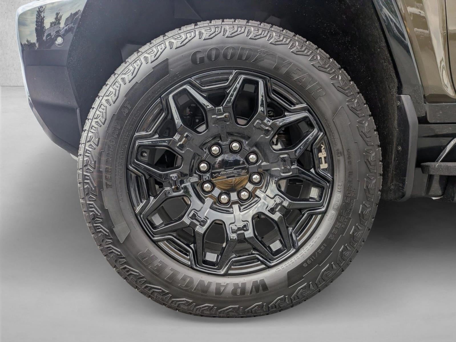 2025 GMC HUMMER EV SUV 2X