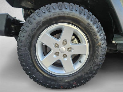 2015 Jeep Wrangler Unlimited 4WD 4dr Sport