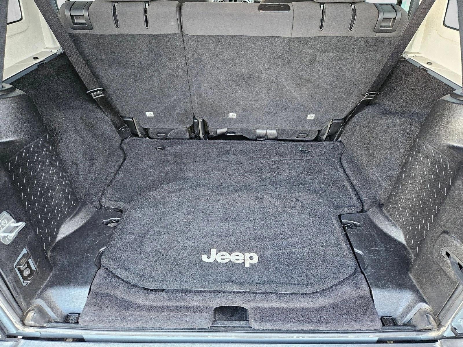 2015 Jeep Wrangler Unlimited 4WD 4dr Sport