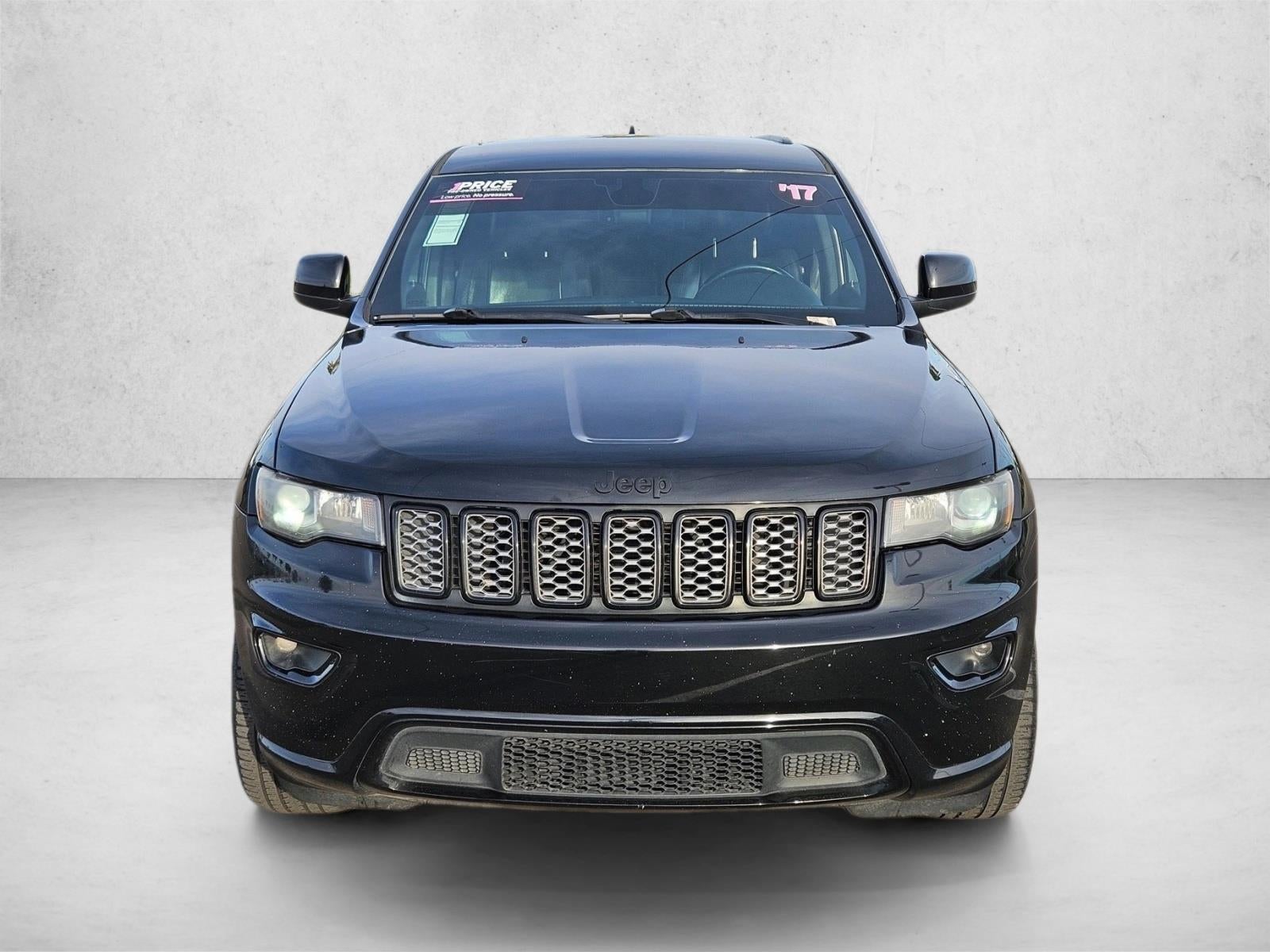 2017 Jeep Grand Cherokee Altitude 4x4 *Ltd Avail*