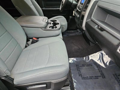 2017 RAM 1500 Express 4x2 Quad Cab 6'4" Box