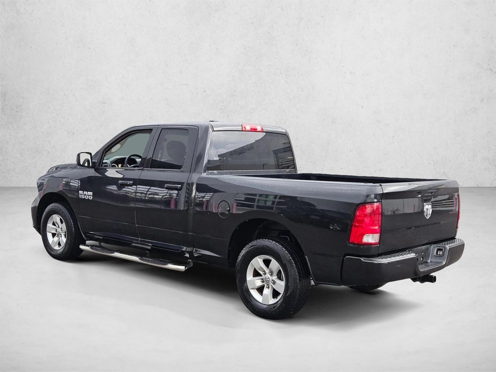 2017 RAM 1500 Express 4x2 Quad Cab 6'4" Box