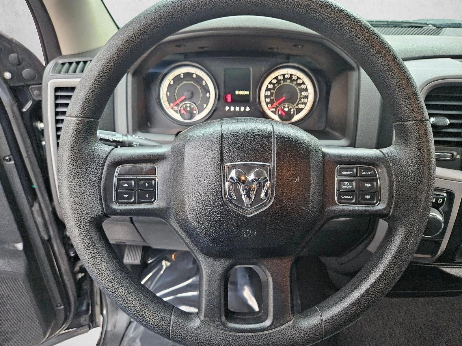 2017 RAM 1500 Express 4x2 Quad Cab 6'4" Box