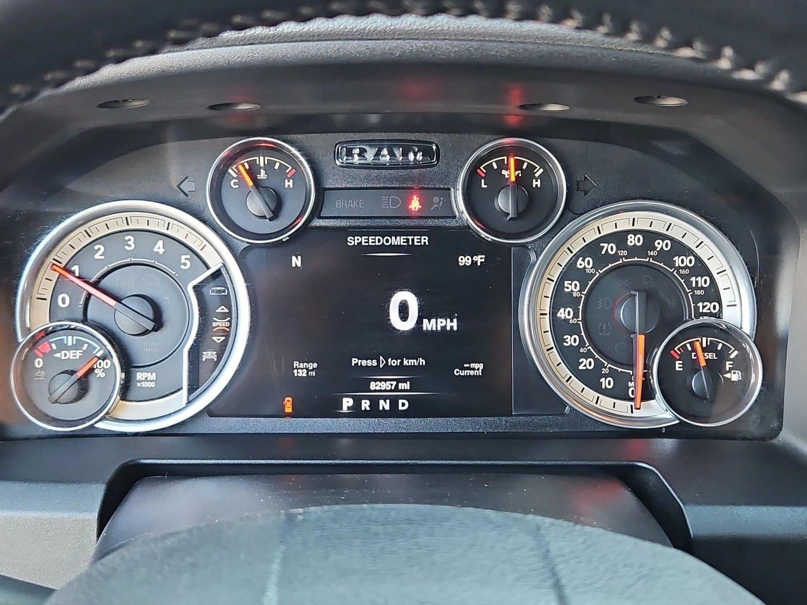 2016 RAM 1500 2WD Crew Cab 5.7 Ft Box Big Horn
