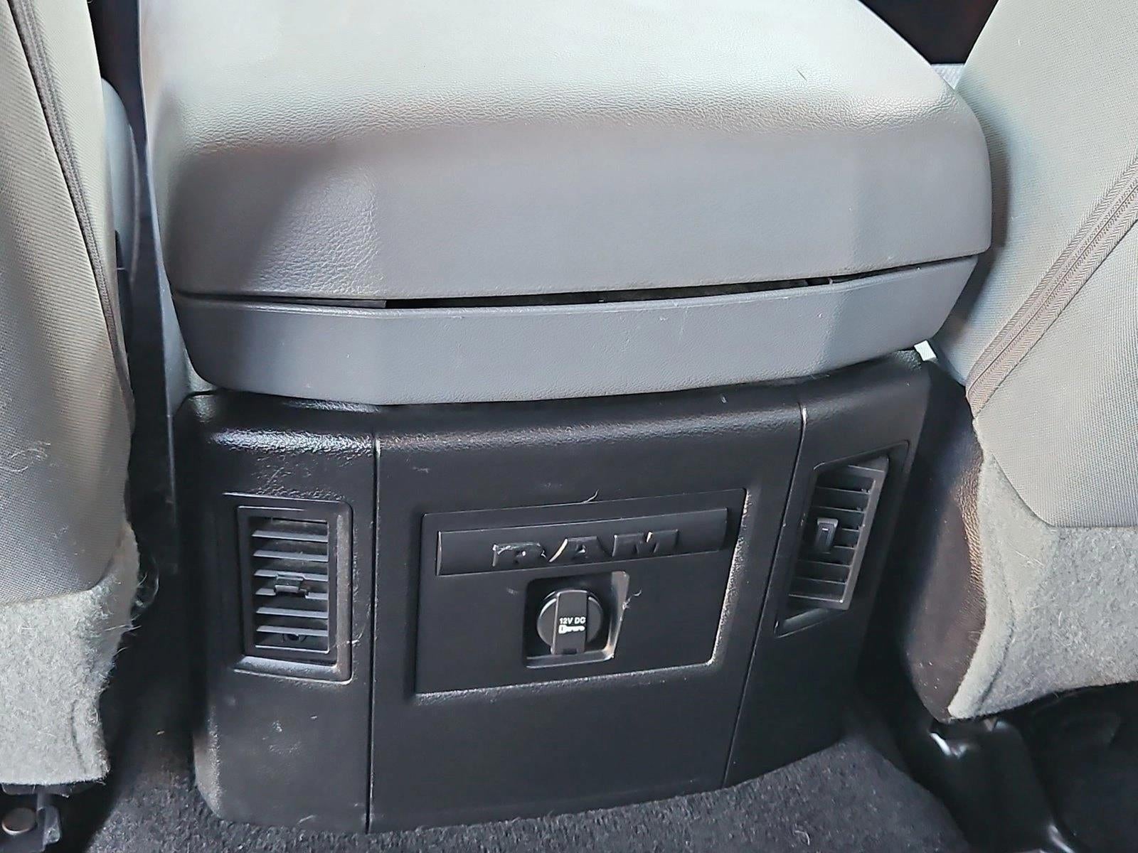 2016 RAM 1500 2WD Crew Cab 5.7 Ft Box Big Horn