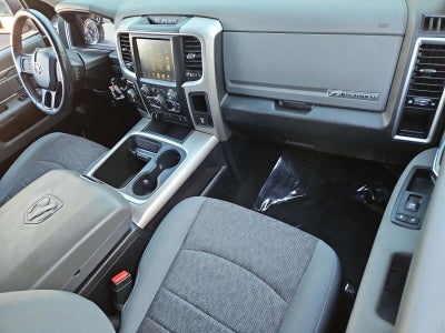 2016 RAM 1500 2WD Crew Cab 5.7 Ft Box Big Horn