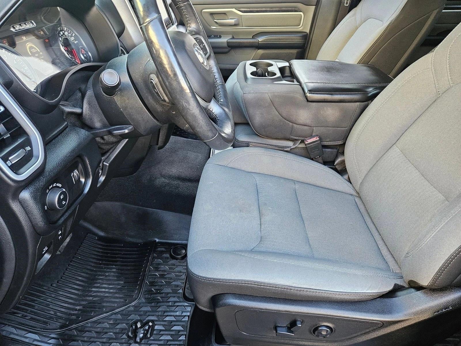 2020 RAM 1500 Big Horn 4x2 Crew Cab 5'7" Box