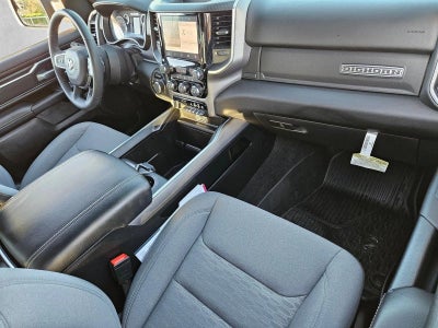2025 RAM 1500 Big Horn 4x4 Crew Cab 5'7" Box