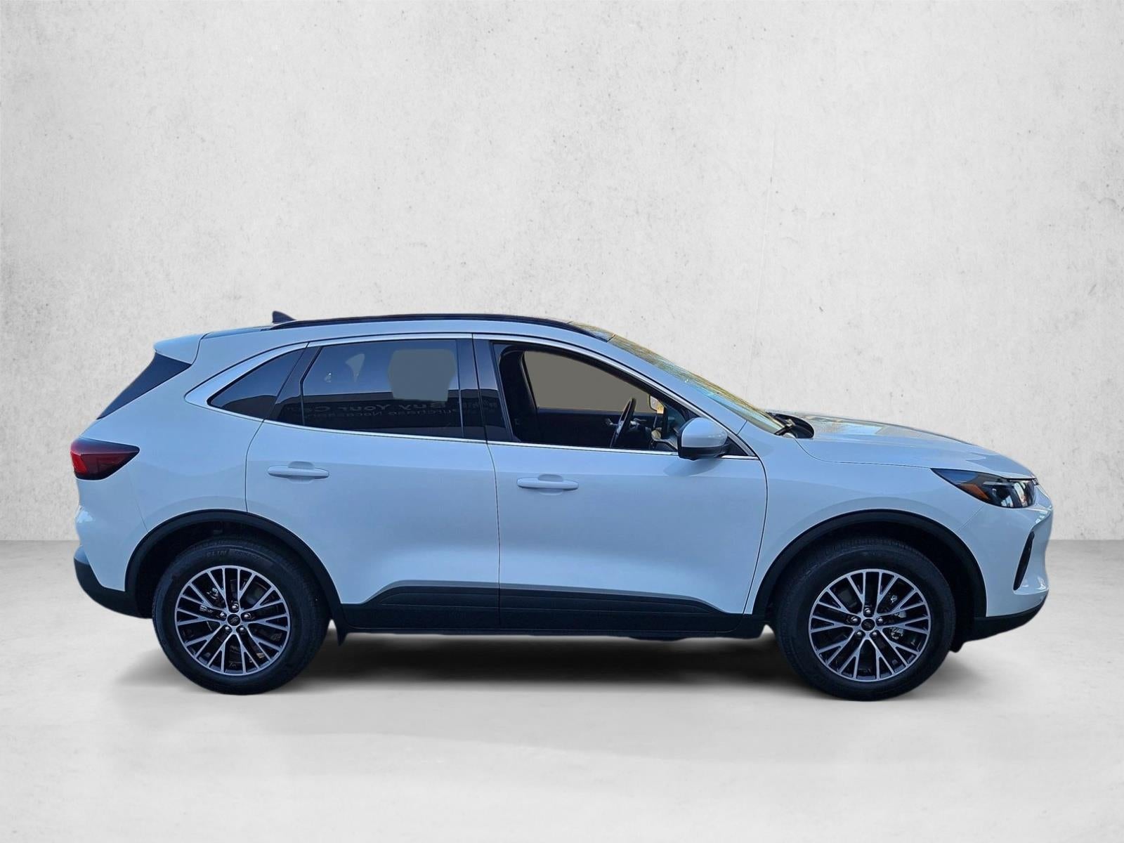 2026 Ford Escape PHEV FWD