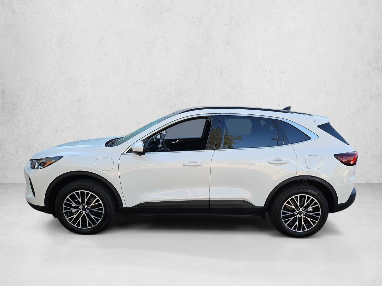 2026 Ford Escape PHEV FWD