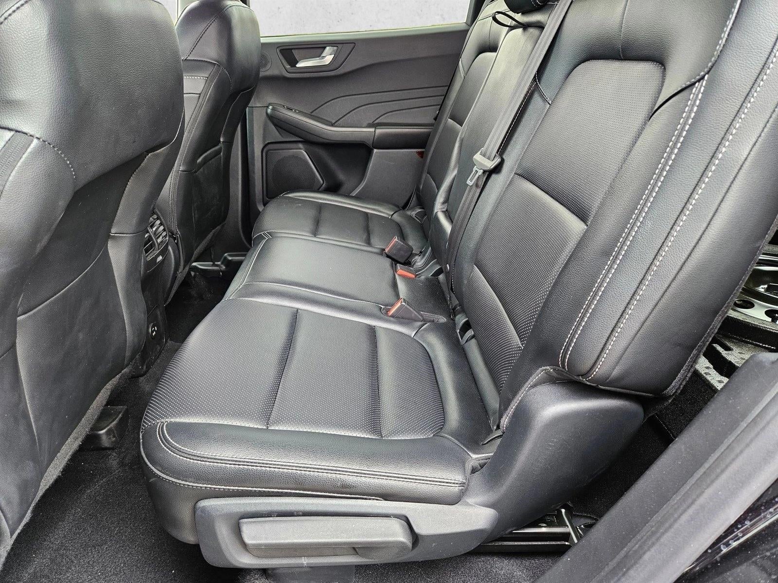 2022 Ford Escape SEL FWD