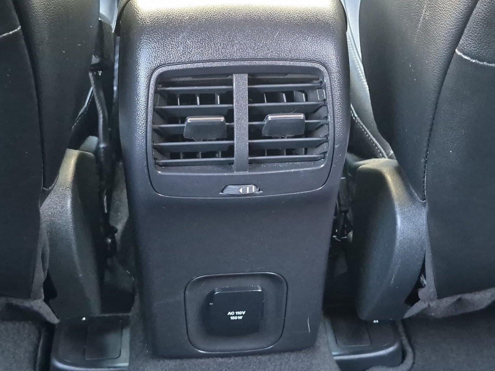 2020 Ford Escape Titanium Hybrid AWD