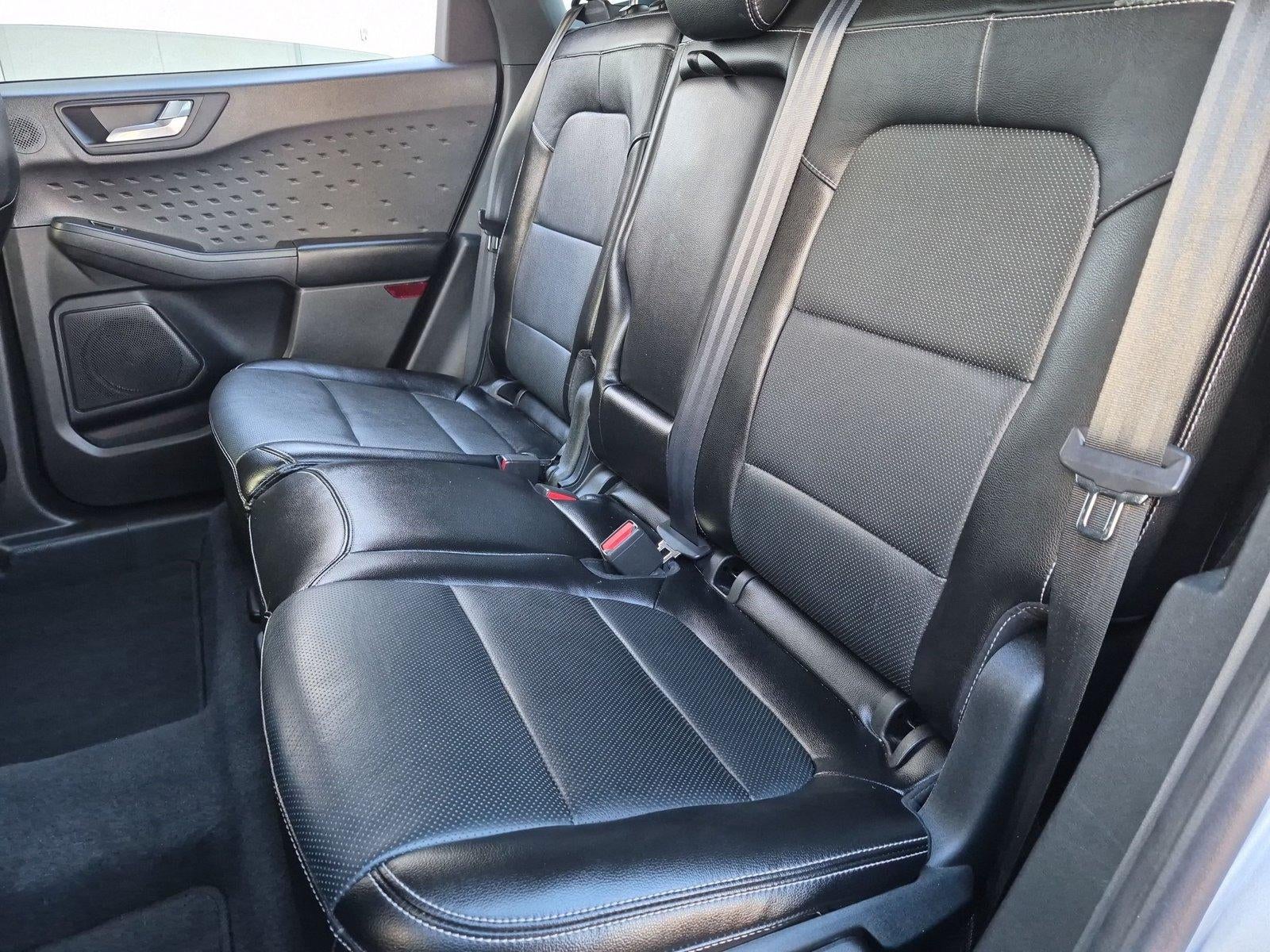 2020 Ford Escape Titanium Hybrid AWD