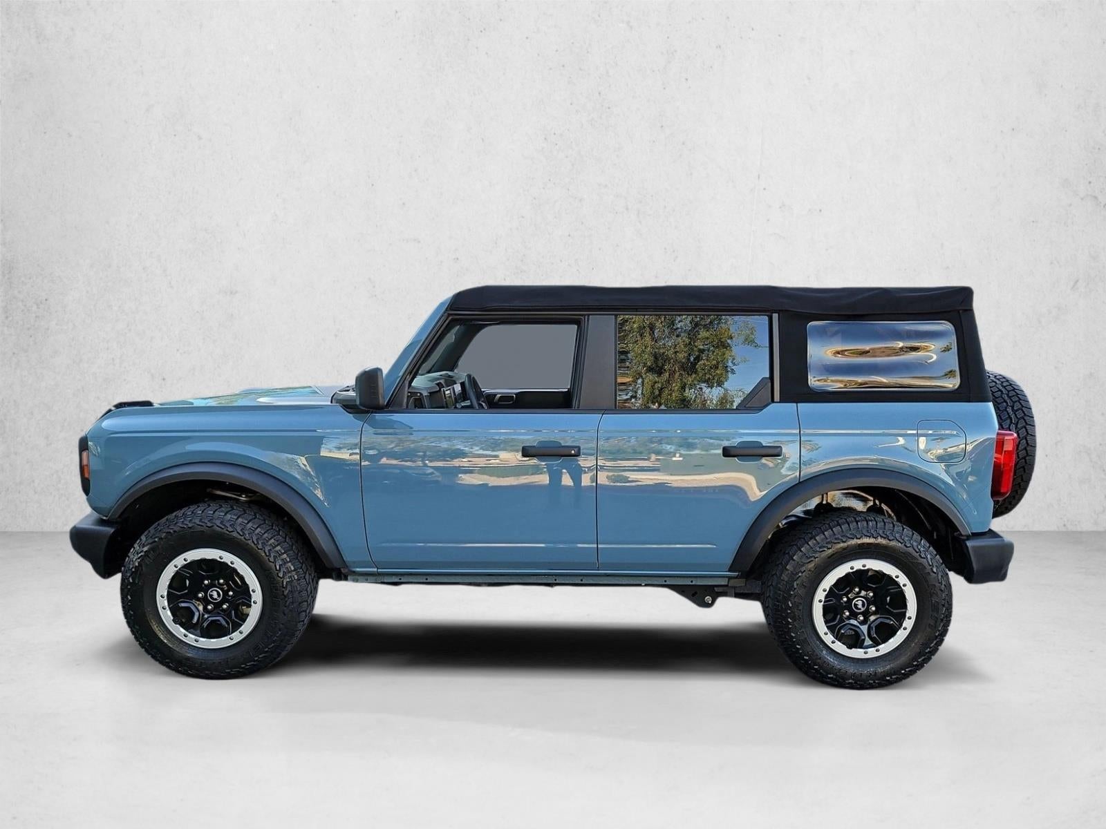 2022 Ford Bronco Base 4 Door 4x4