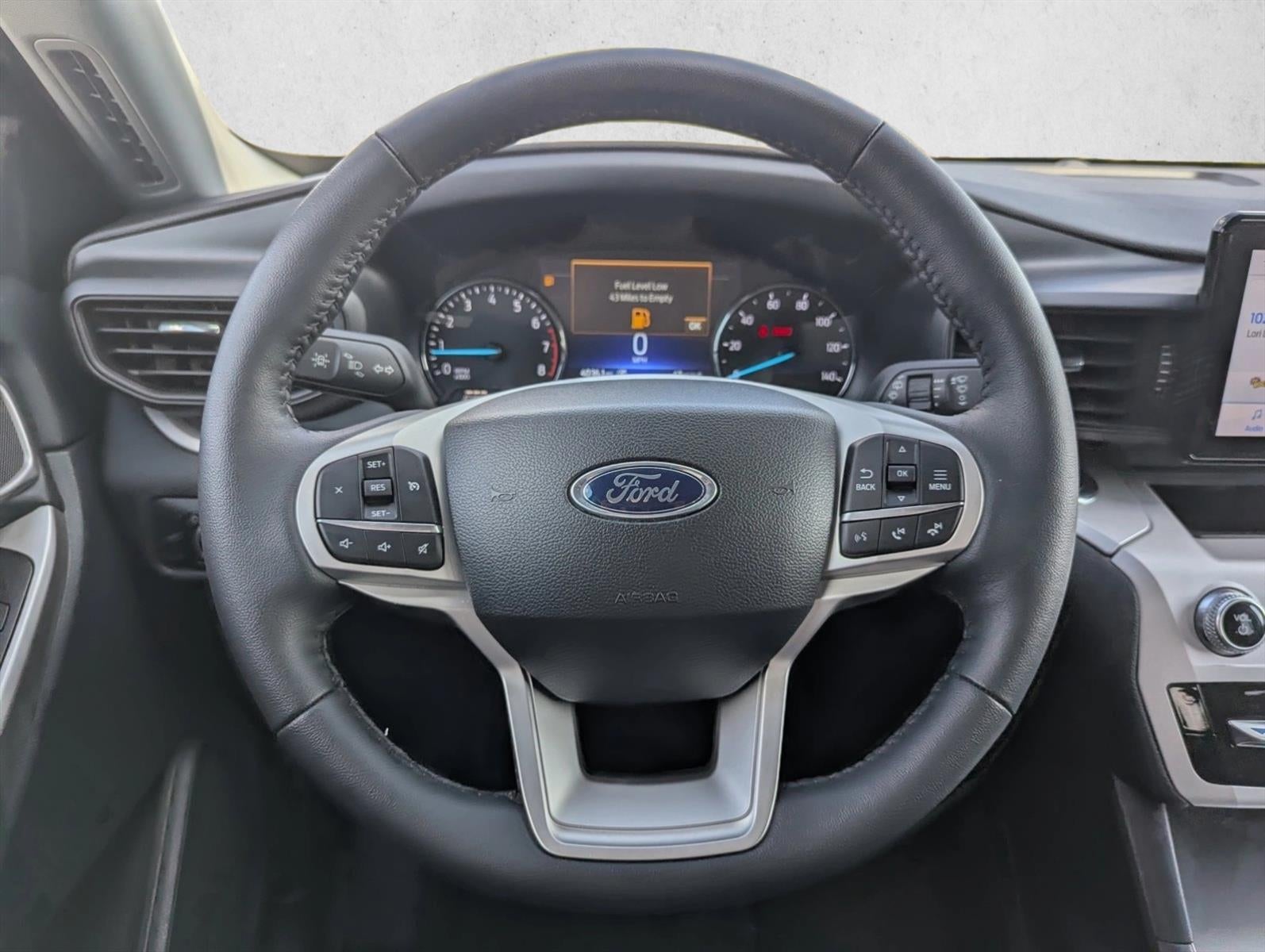 2024 Ford Explorer XLT RWD