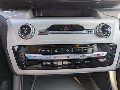 2024 Ford Explorer XLT RWD