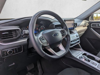 2024 Ford Explorer XLT RWD