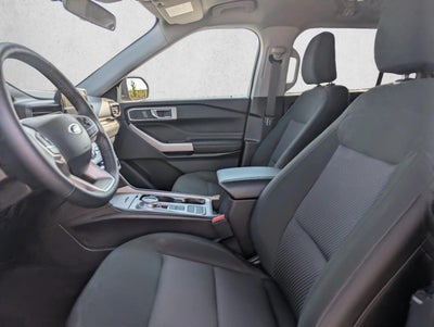 2024 Ford Explorer XLT RWD