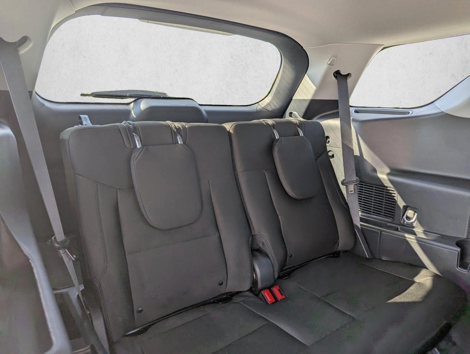 2024 Ford Explorer XLT RWD