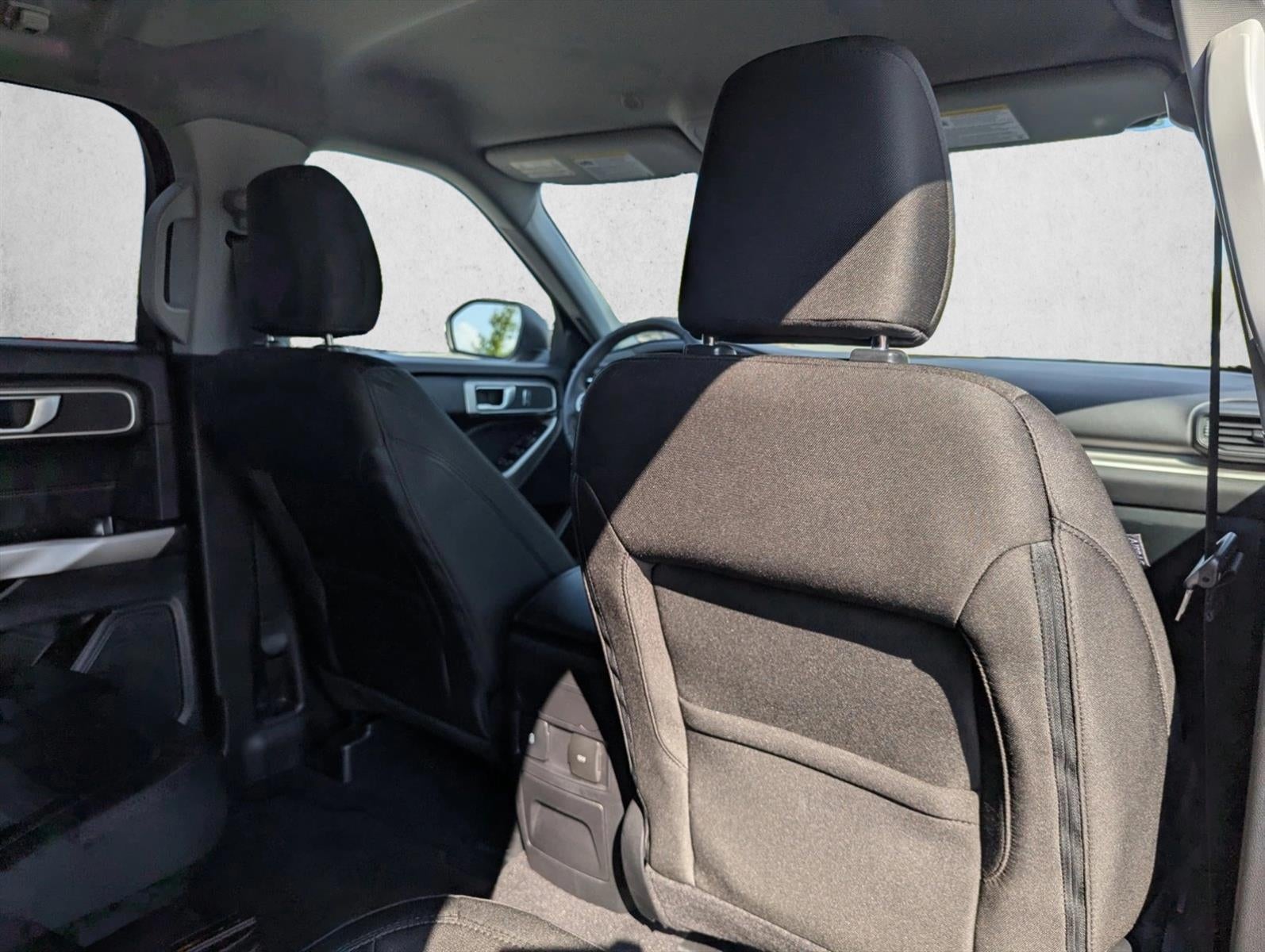 2024 Ford Explorer XLT RWD