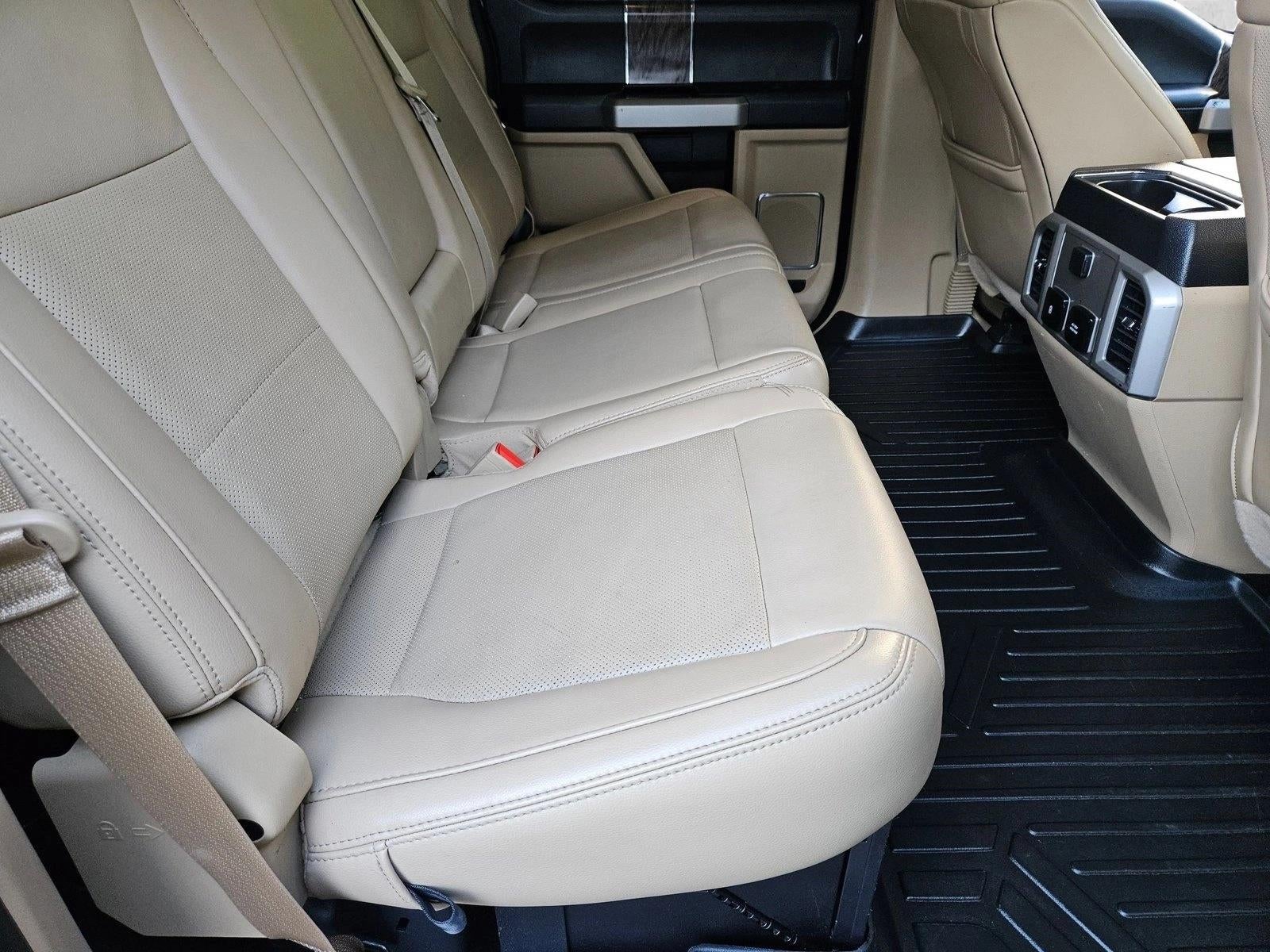 2019 Ford Super Duty F-250 SRW LARIAT 4WD Crew Cab 6.75' Box