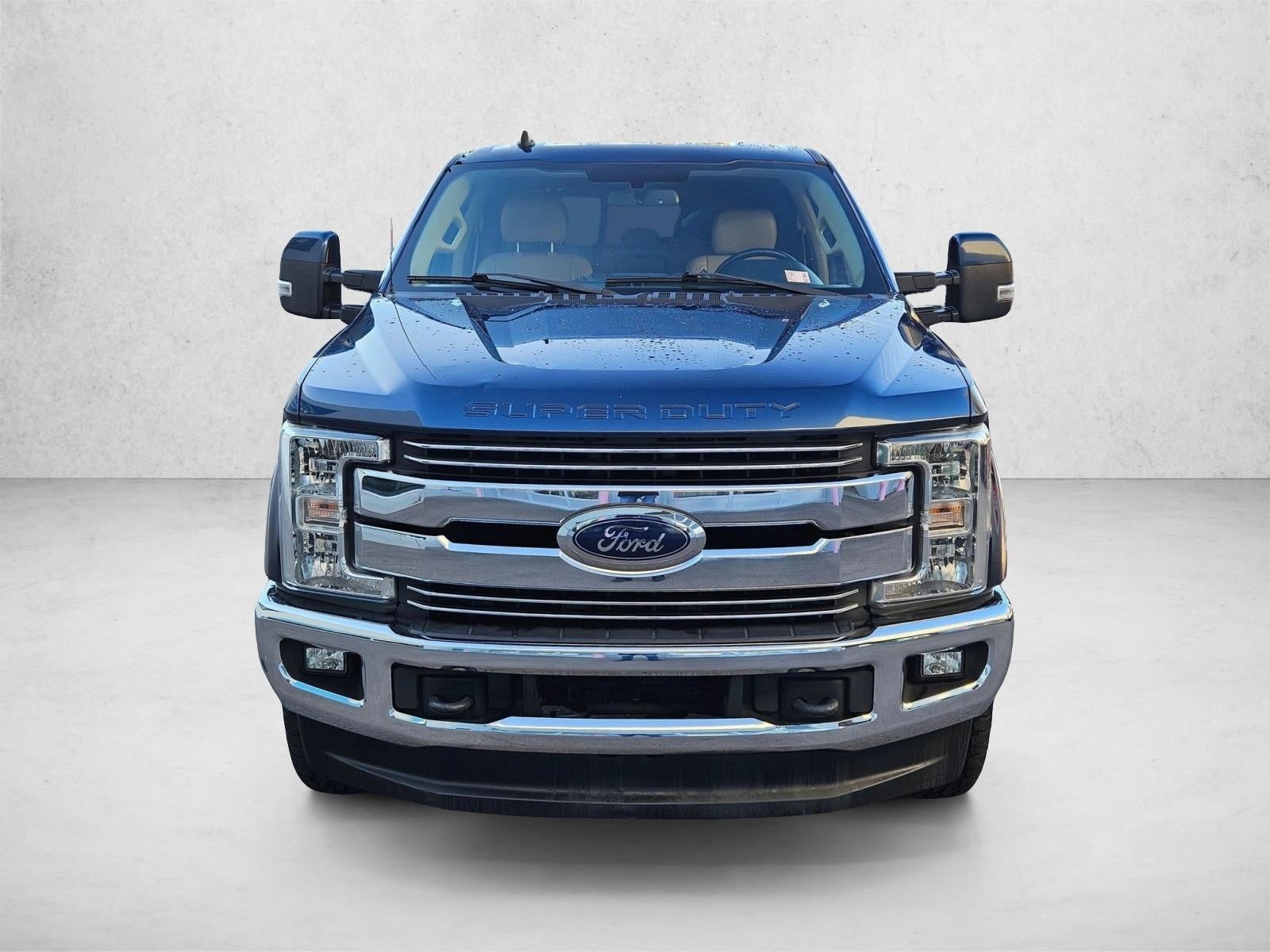 2019 Ford Super Duty F-250 SRW LARIAT 4WD Crew Cab 6.75' Box