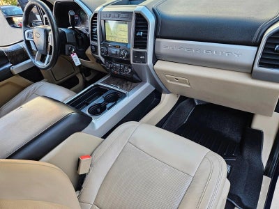 2019 Ford Super Duty F-250 SRW LARIAT 4WD Crew Cab 6.75' Box