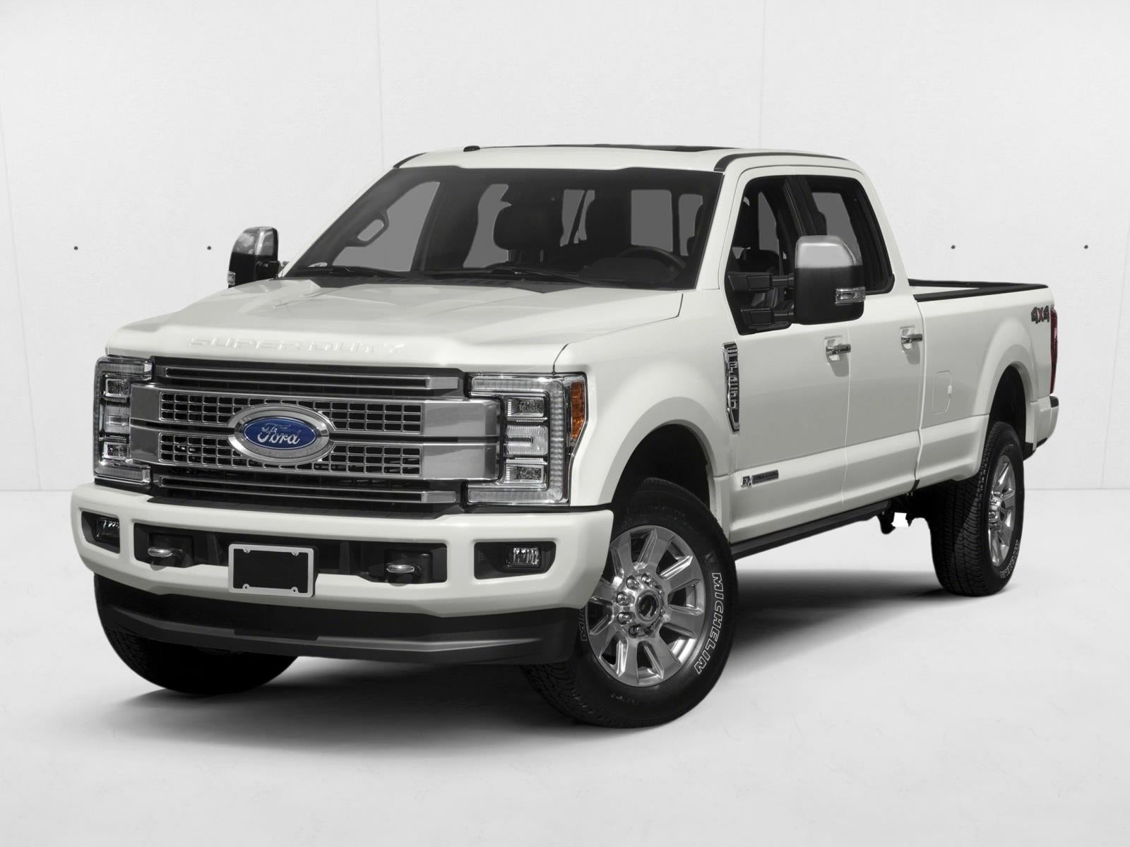 2017 Ford Super Duty F-250 SRW Platinum 4WD Crew Cab 6.75' Box