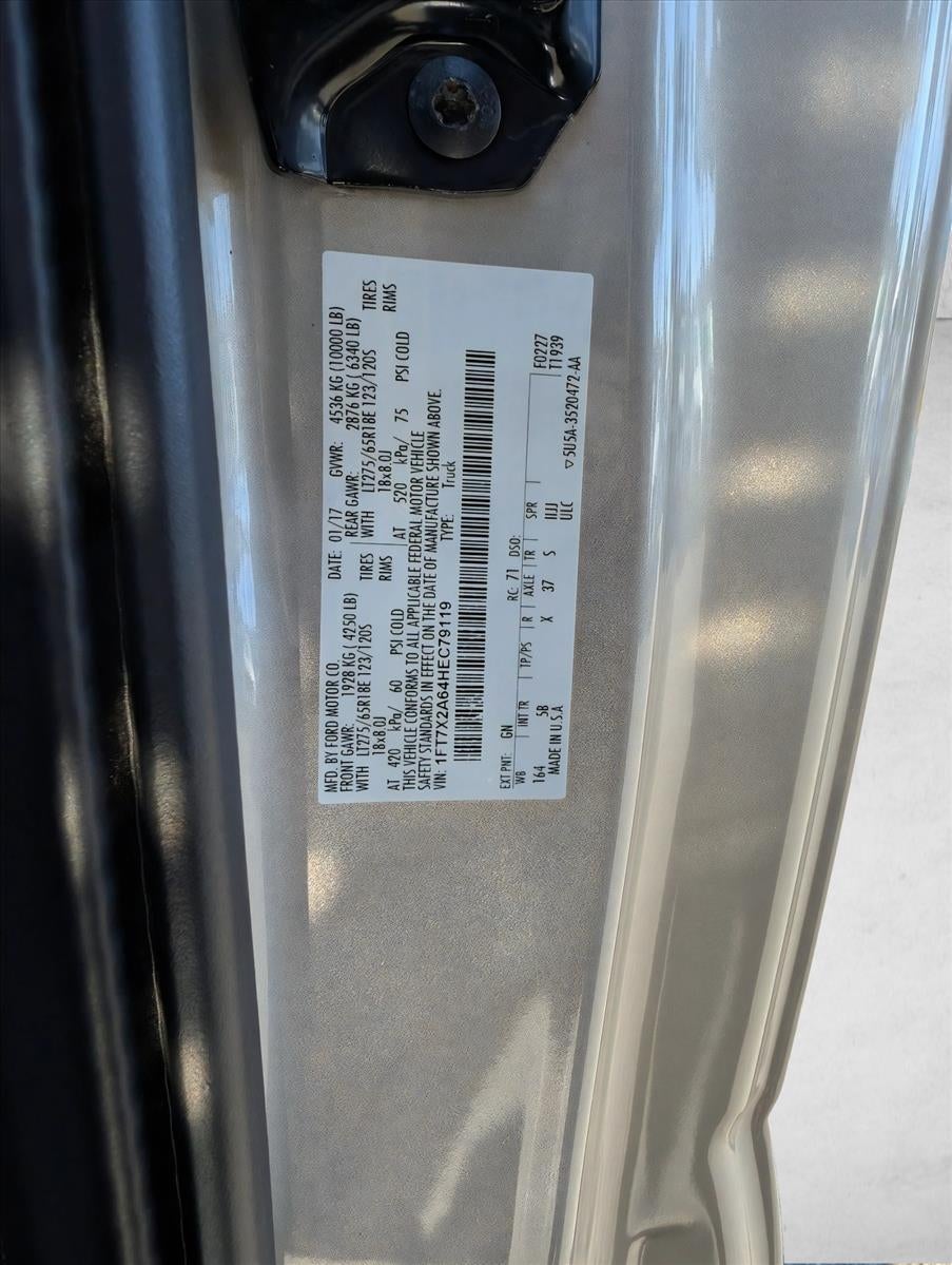 2017 Ford Super Duty F-250 SRW Lariat 2WD SuperCab 6.75' Box