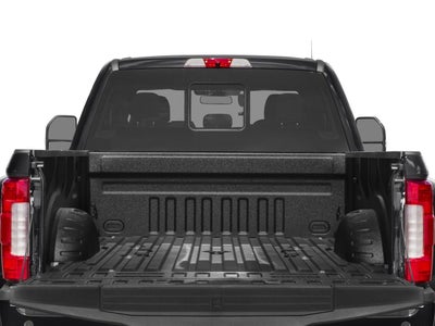 2018 Ford Super Duty F-350 DRW Platinum 4WD Crew Cab 8' Box