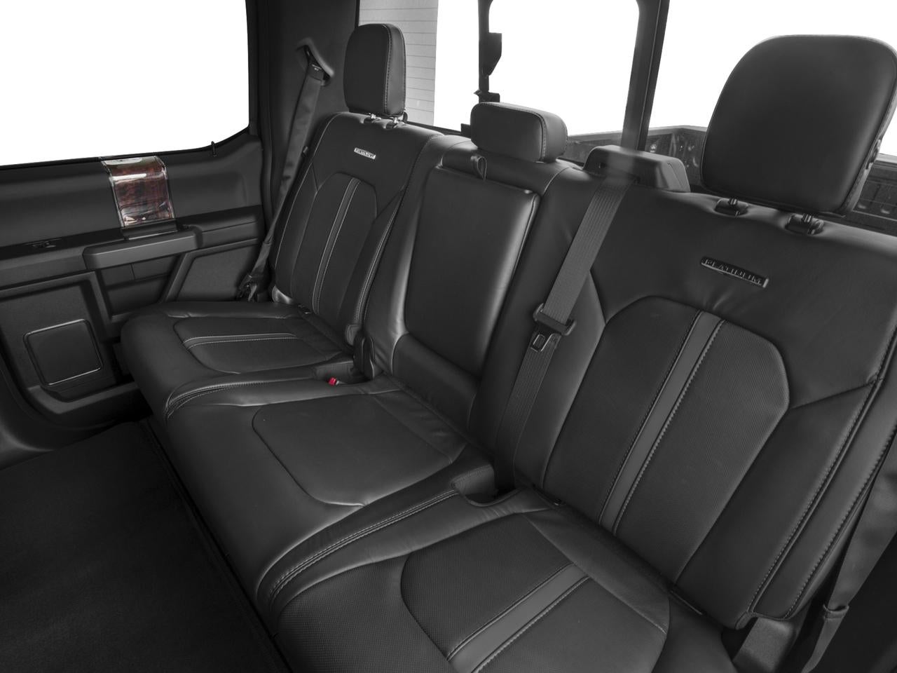 2018 Ford Super Duty F-350 DRW Platinum 4WD Crew Cab 8' Box