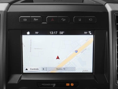 2018 Ford Super Duty F-350 DRW Platinum 4WD Crew Cab 8' Box